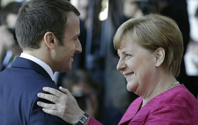 Francouzský prezident Emmanuel Macron a německá kancléřka Angela Merkel