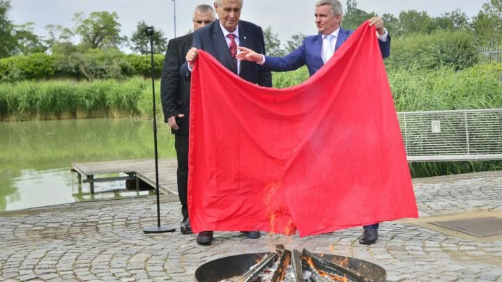 Miloš Zeman a Vratislav Mynář v akci.