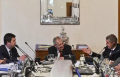 Prezident Miloš Zeman na jednání vlády s Janem Hamáčkem a Andrejem Babišem