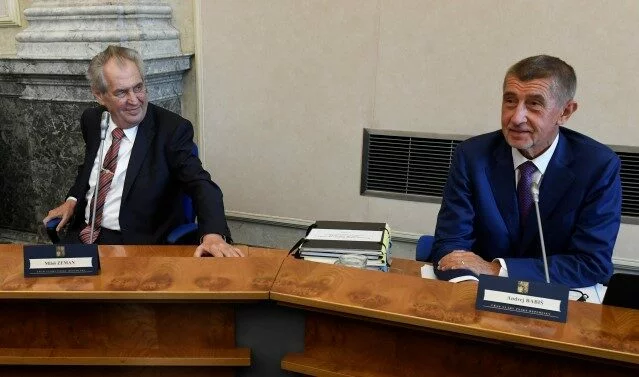 Prezident Miloš Zeman a premiér Andrej Babiš na jednání vlády 