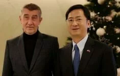 Premiér Andrej Babiš a čínský velvyslanec Čang Ťien-ming