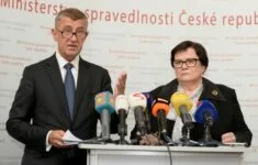 Premiér Andrej Babiš a ministryně spravedlnosti Marie Benešová