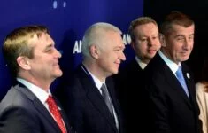 Místopředsedové ANO Petr Vokřál, Jaroslav Faltýnek, Richard Brabec a předseda Andrej Babiš na sněmu hnutí ANO
