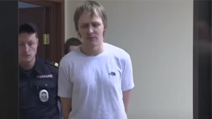 Skupina mladých lidí odsouzena v Moskvě za údajný pokus o svrhnutí vlády.