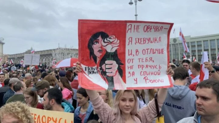 Protesty proti zfalšovaným prezidentským volbám v Bělorusku