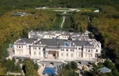 Putinův palác u Černého moře.