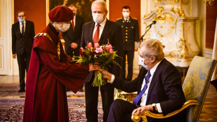 Prezident Miloš Zeman a výkon jeho funkce