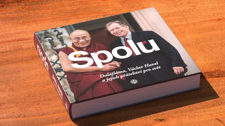 Kniha Spolu: Dalajláma, Václav Havel a jejich přátelství pro svět