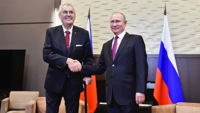 Bývalý český prezident Miloš Zeman často navštěvoval ruského diktátora Vladimira Putina.