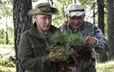 Válečný zločinec Putin a jeho ministr obrany Šojgu na dovolené kdesi v asijském Rusku (2018)