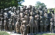 Památník dětských obětí v Lidicích