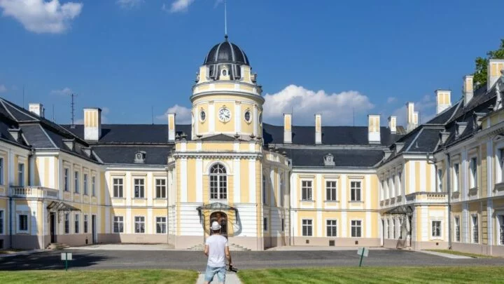 Zámek Šilheřovice v Moravskoslezském kraji, někdejší sídlo rodu Rothschildů ve Slezsku. 
