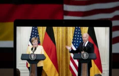 Tisková konference Bidena a Merkelové k plynovodu Nord Stream 2 v americkém Arlingtonu (15. 7. 2021)
