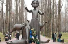 Památník dětí zavražděných německými nacisty v kyjevském Babím Jaru