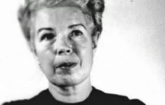 Mildred Gillarsová v roce 1949.