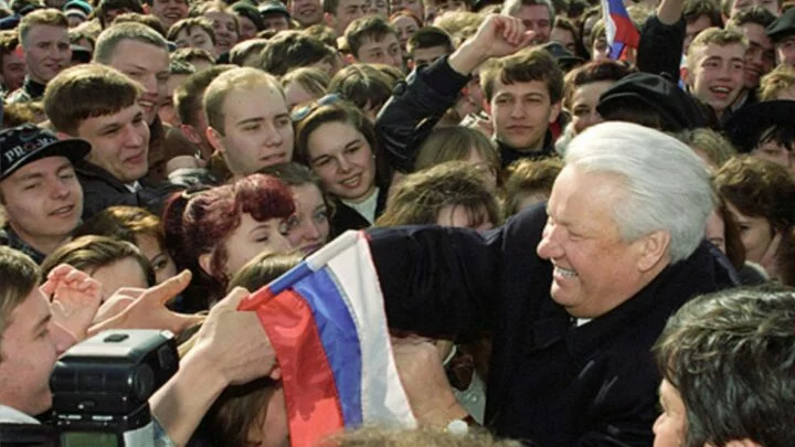 Boris Jelcin v předvolební kampani v roce 1996.
