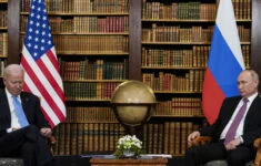 Joe Biden a Vladimir Putin na summitu v Ženevě (16. 6. 2021)