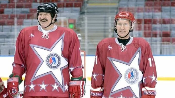 Dva hráči v akci. Alexandr Lukašenko a Vladimir Putin