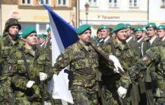 Vojáci 7. mechanizované brigády Armády České republiky v Hranicích na Moravě.