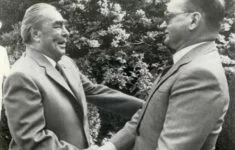Sovětský vůdce Leonid Brežněv a polský generál Wojciech Jaruzelski