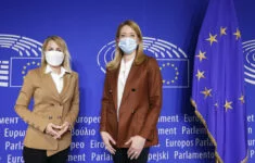 Předsedkyně Evropského parlamentu Roberta Metsolaová a místopředsedkyně Dita Charanzová