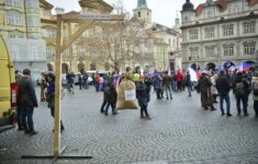Šibenice na demonstraci proti pandemickému zákonu