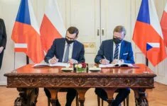 Polský premiér Morawiecki a český předseda vlády Petr Fiala