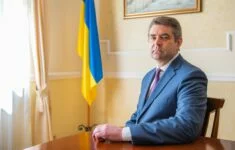 Ukrajinský velvyslanec Jevhen Perebyjnis