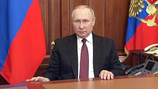 Ruský prezident Vladimir Putin během projevu, ve kterém oznámil, že dal svolení ke speciální vojenské operaci na Ukrajině.