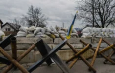 Ukrajinská města jsou i nadále připravena k obraně před ruskými útoky (Lvov, 8. 3. 2022)
