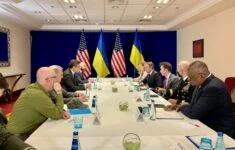 Ukrajinští ministři obrany a zahraničí se sešli s protějšky z USA a prezidentem Bidenem
