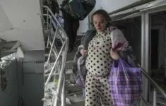 Následky ostřelovaní dětské nemocnice a porodnice v Mariupolu.
