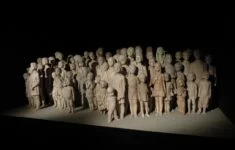Pomník lidických dětí vytvořila sochařka Marie Uchytilová
