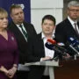 Alena Schillerová, Aleš Juchelka, Patrik Nacher a Karel Havlíček na tiskové konferenci ANO