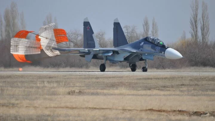 Stíhací letadlo Suchoj Su-30