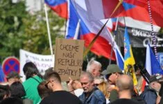 Demonstrace hnutí Česká republika na 1. místě na Václavském náměstí v Praze (3. 9. 2022)
