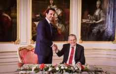 Katarský emír Tamim bin Hamad Sání, prezident Miloš Zeman