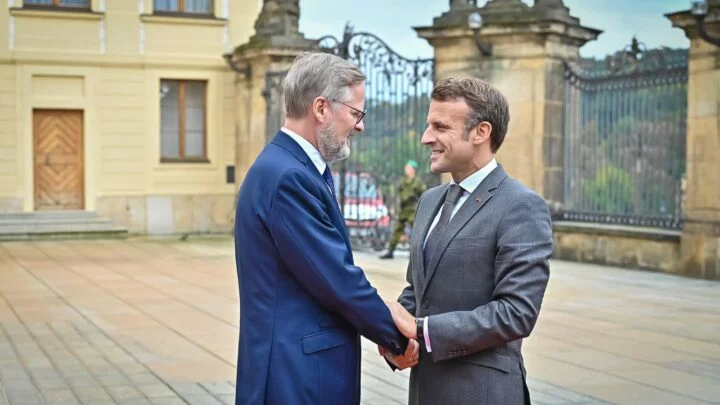 Petr Fiala a Emmanuel Macron / Ilustrační foto
