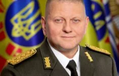 Vrchní ukrajinský velitel Valerij Zalužnyj.