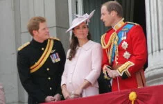 Harry, Kate a William v době, kdy ještě královská rodina neřešila interní problémy.
