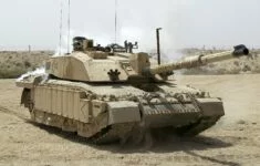 Britský tank Challenger 2
