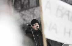 Ladislav Vrabel na demonstraci na Václavském náměstí v lednu 2023