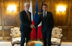 Zvolený prezident Petr Pavel se sešel s prezidentem Francie Emmanuelem Macronem