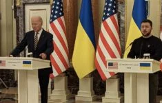 Americký prezident Joe Biden se svým ukrajinským protějškem Volodymyrem Zelenským v Kyjevě