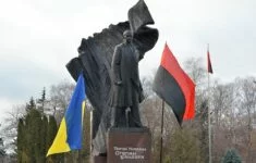 Pomník Stepana Bandery v ukrajinském Ternopilu