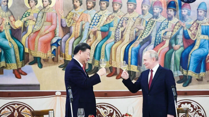Dva diktátoři nenávidící svobodu: Si Ťin-pching s Vladimirem Putinem.