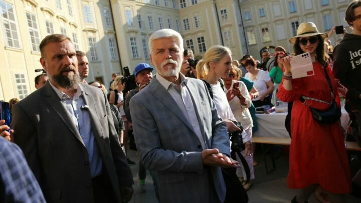 Prezident Petr Pavel na sousedské slavnosti na Pražském hradě