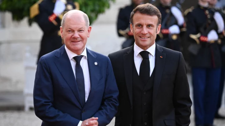 Německý kancléř Olaf Scholz a francouzský prezident Emmanuel Macron