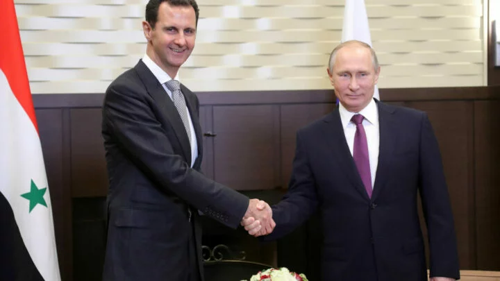 Diktátoři Vladimir Putin a Bašár al-Asad jsou dlouholetí spojenci (setkání v roce 2017).