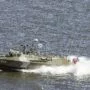 Bojový člun Raptor ruského námořnictva v akci. Ilustrační foto